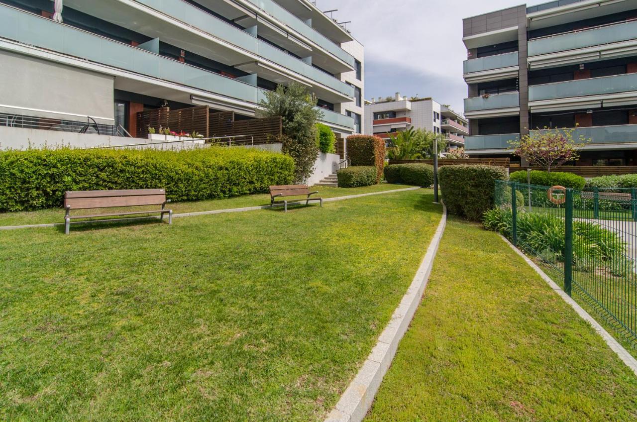 Sitges Spaces Garden Paradise 3 Bedroom, 3 Bathroom, Huge Private Garden-Terrace, Pool- Sleeps Up To 8 Bagian luar foto