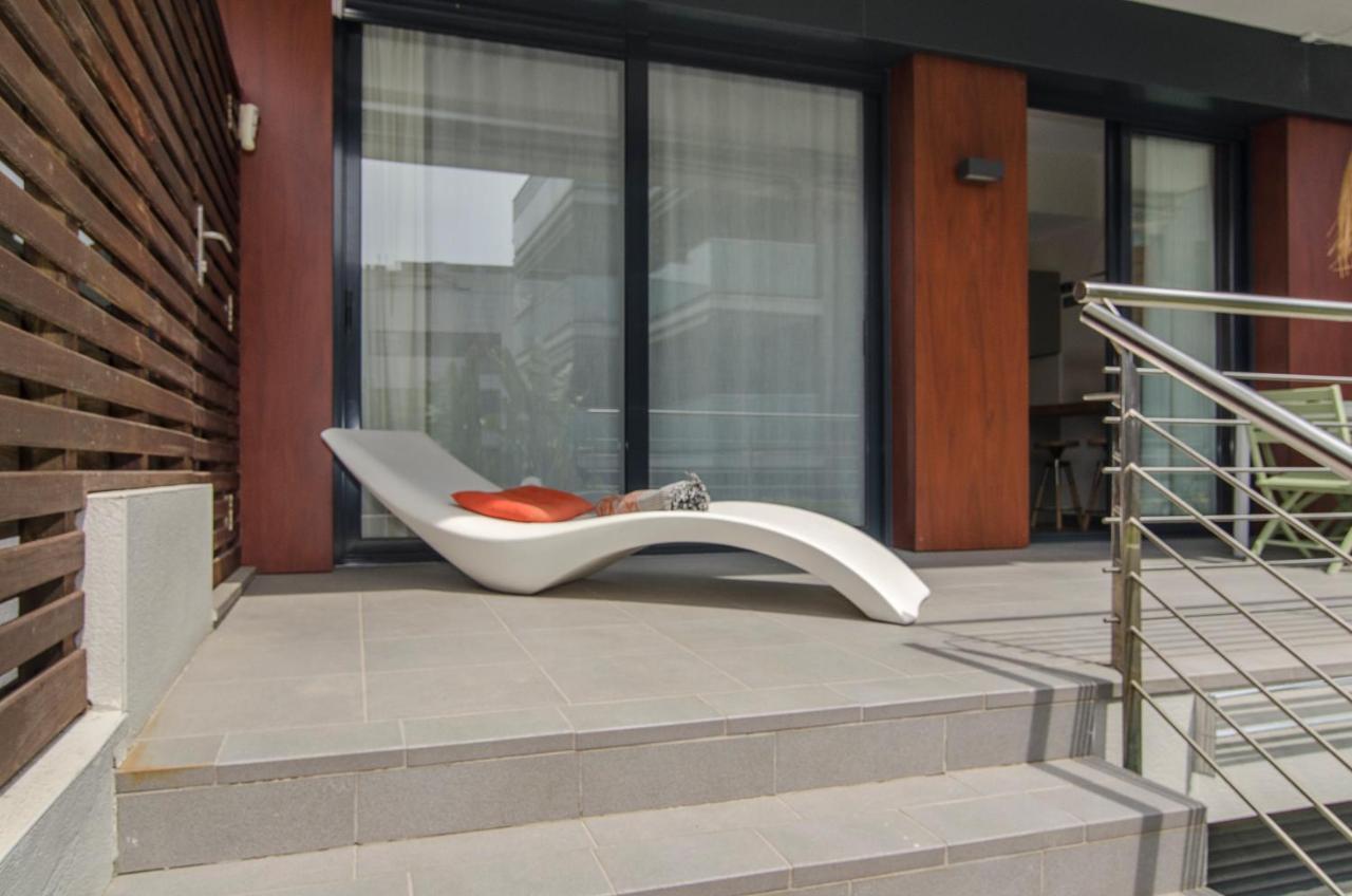 Sitges Spaces Garden Paradise 3 Bedroom, 3 Bathroom, Huge Private Garden-Terrace, Pool- Sleeps Up To 8 Bagian luar foto