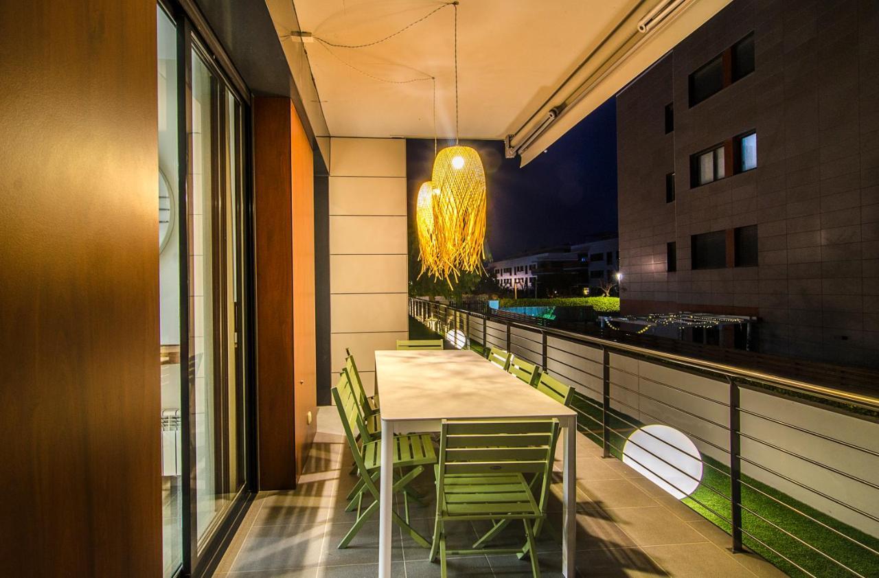 Sitges Spaces Garden Paradise 3 Bedroom, 3 Bathroom, Huge Private Garden-Terrace, Pool- Sleeps Up To 8 Bagian luar foto
