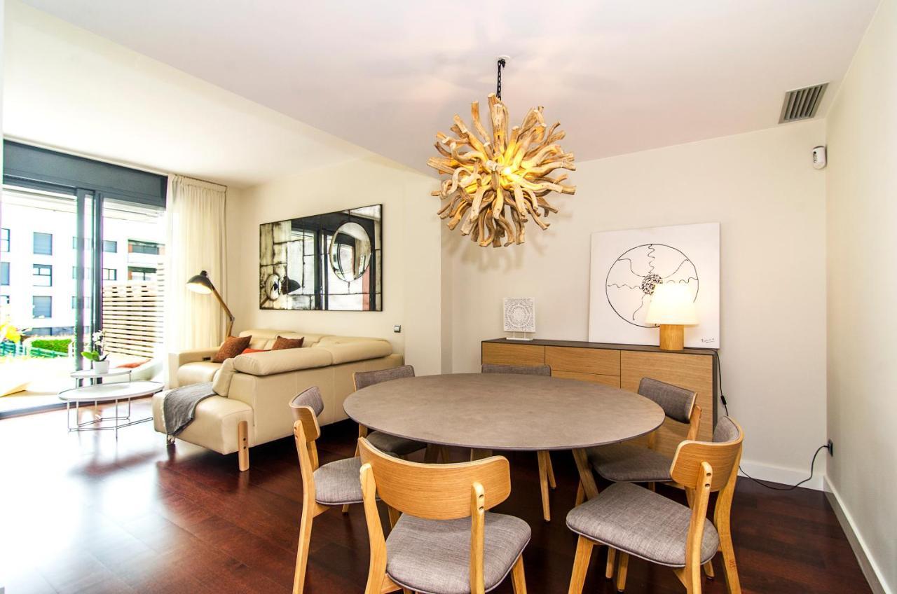 Sitges Spaces Garden Paradise 3 Bedroom, 3 Bathroom, Huge Private Garden-Terrace, Pool- Sleeps Up To 8 Bagian luar foto