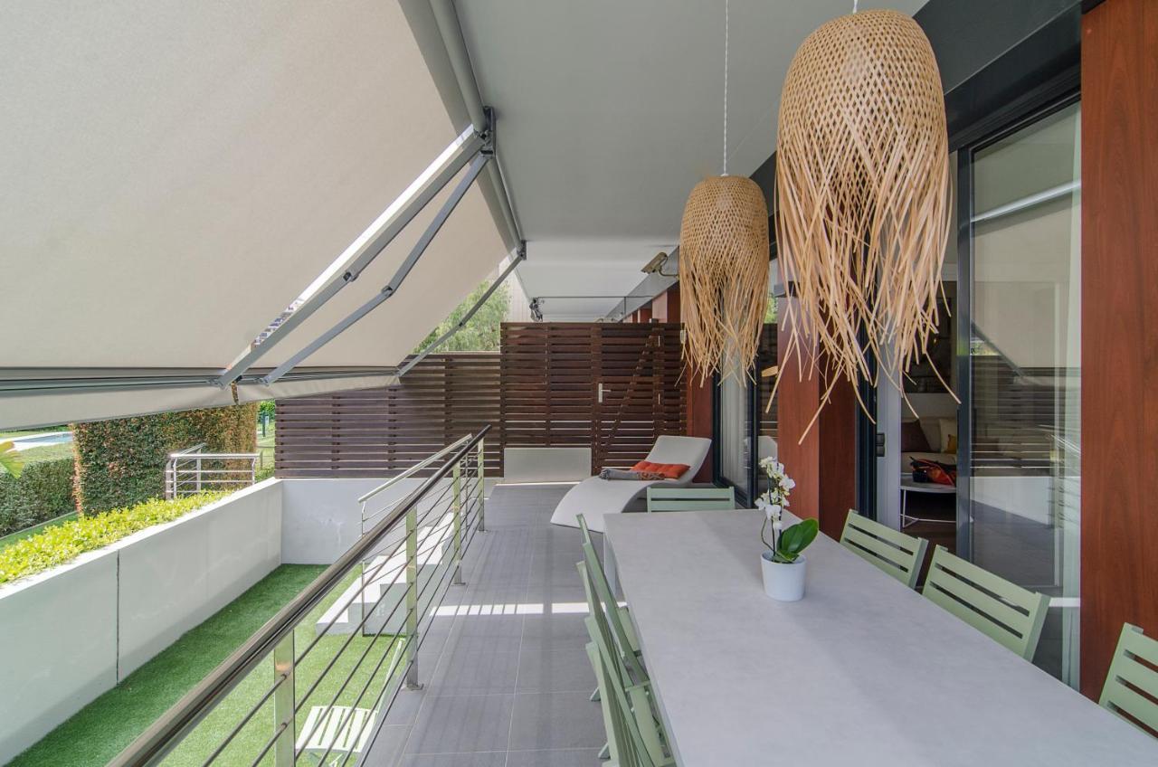 Sitges Spaces Garden Paradise 3 Bedroom, 3 Bathroom, Huge Private Garden-Terrace, Pool- Sleeps Up To 8 Bagian luar foto