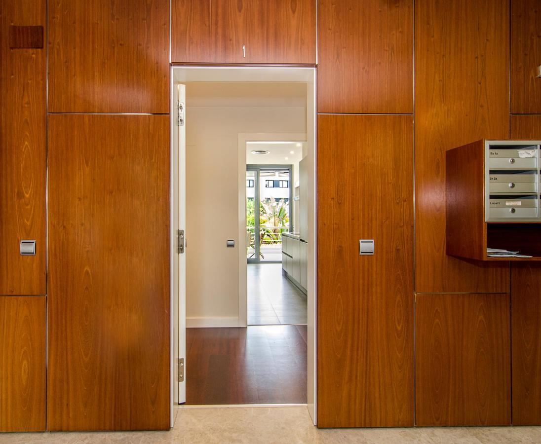 Sitges Spaces Garden Paradise 3 Bedroom, 3 Bathroom, Huge Private Garden-Terrace, Pool- Sleeps Up To 8 Bagian luar foto